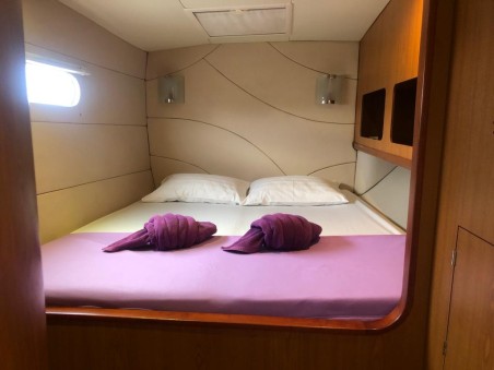 Matrix Vision 450 | Yacht Charter Thailand | Travelboat