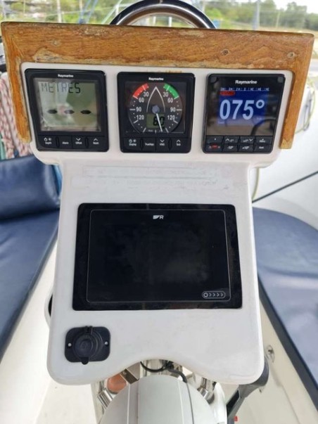 Bénéteau Oceanis Clipper 323 No regrets