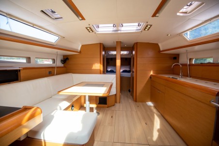 Jeanneau Sun Odyssey 469 Aurora Belle