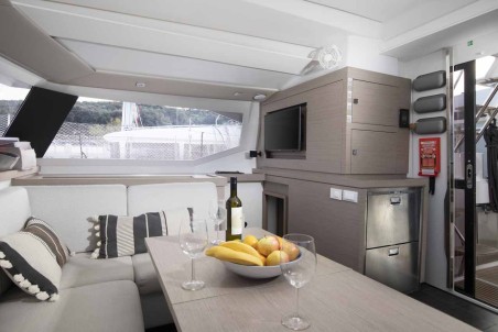 Fountaine Pajot Fountaine Pajot Astrea 42 Follow the Sun