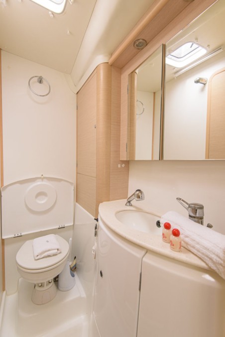 Lagoon-Bénéteau Lagoon 440 - 5 cab. Enjala