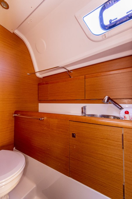 Jeanneau Sun Odyssey 33i - 2 cab. Ribellina