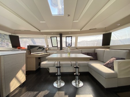 Fountaine Pajot Fountaine Pajot Astrea 42 - 4 + 2 cab. Osaya