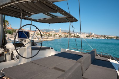 Lagoon-Bénéteau Lagoon 52 F - 6 + 2 cab. Akana