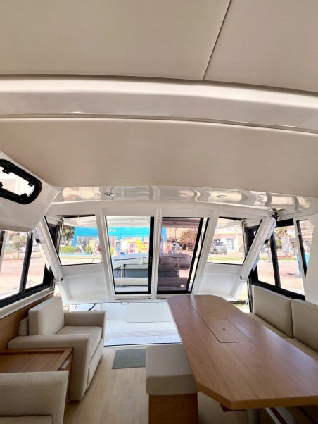 Catana Group Bali 4.2 - 4 + 1 cab. Honey Meadow