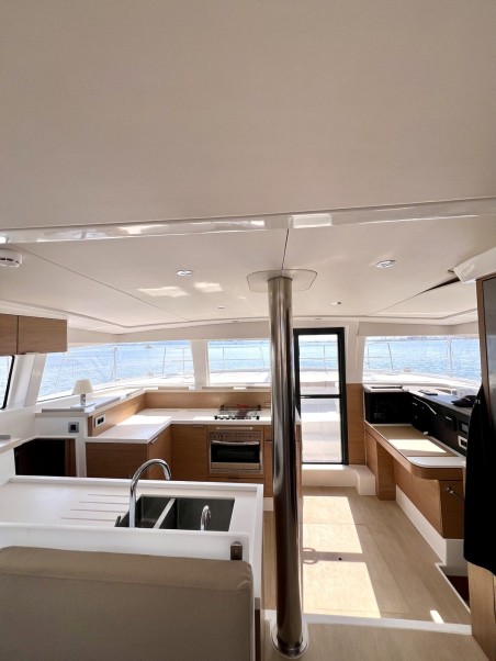 Catana Group Bali 4.2 - 4 + 1 cab. Honey Meadow