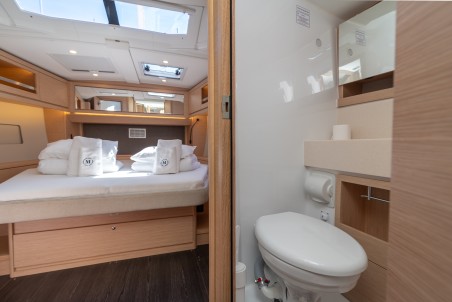 Dufour Yachts Dufour 470 - 4 + 1 cab. She