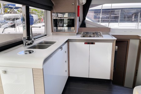Fountaine Pajot Fountaine Pajot Isla 40 - 4 cab. Barnacle