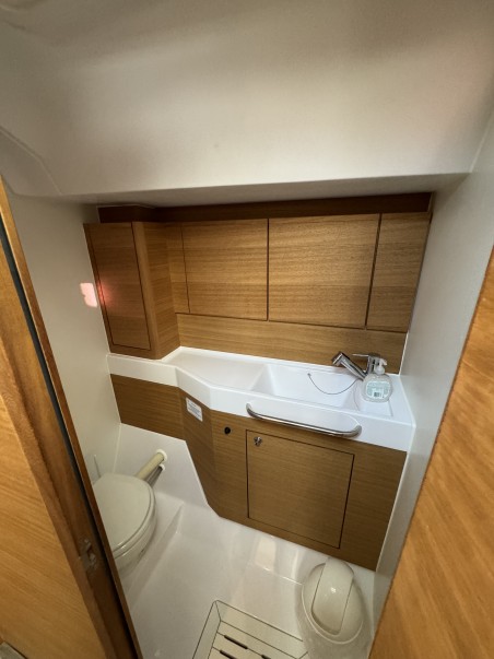 Elan Marine Elan Impression 50.1 - 5 + 1 cab. Epetion