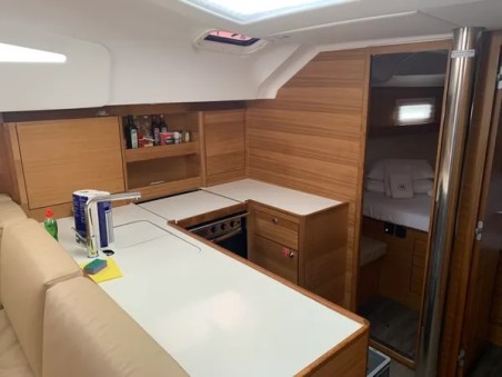 Elan Marine Elan Impression 50.1 - 5 + 1 cab. Long Island