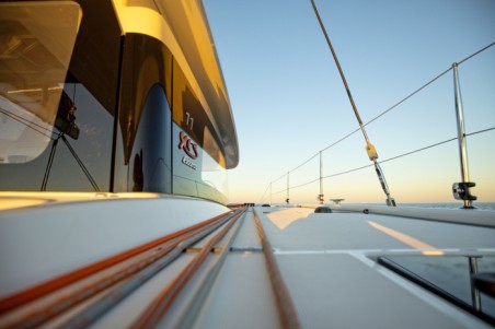 Excess Excess 11 - 4 + 1 + 1 cab. Ella