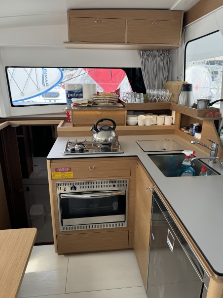 Excess Excess 11 - 4 + 1 + 1 cab. White Ivy