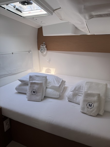 Excess Excess 11 - 4 + 1 + 1 cab. White Ivy