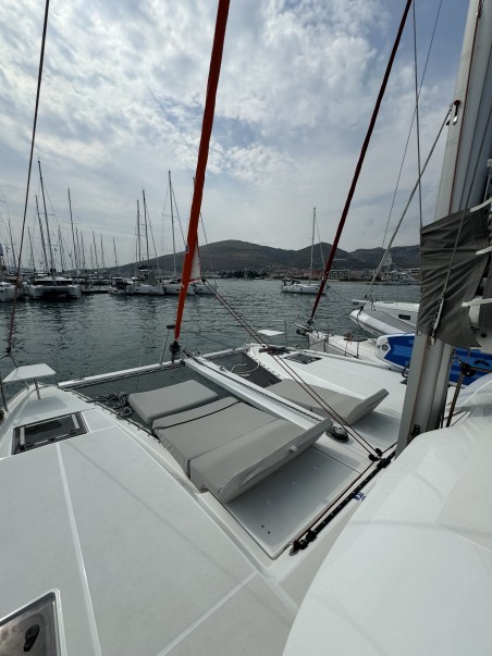 Excess Excess 11 - 4 + 1 + 1 cab. White Ivy