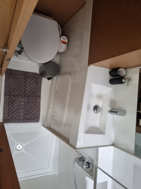 Excess Excess 11 - 4 + 2 cab. Ad Astra