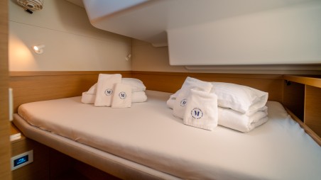 Excess Excess 15 - 6 + 2 cab. Faros