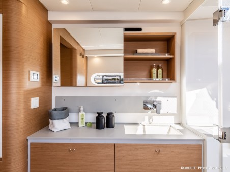 Excess Excess 15 - 6 + 2 cab. Issa