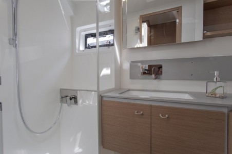 Excess Excess 15 - 6 + 2 cab. Tranquillity