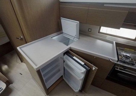 Bénéteau Oceanis 46.1 Enjoyablue