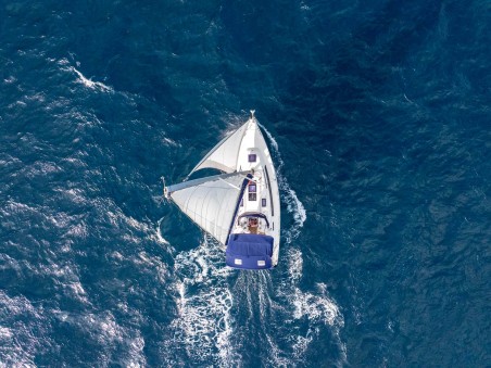 Bavaria Yachtbau Bavaria 37 - 2 cab. Jitterbug