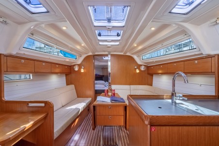 Bavaria Yachtbau Bavaria 37 - 2 cab. Jitterbug
