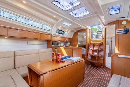 Bavaria Yachtbau Bavaria 37 - 2 cab. Jitterbug