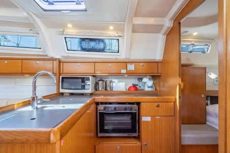 Bavaria Yachtbau Bavaria 37 - 2 cab. Jitterbug