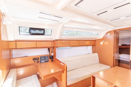 Bavaria Yachtbau Bavaria 37 - 2 cab. New Beginnings