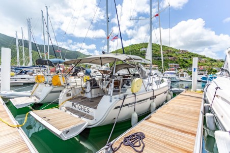 Bavaria Yachtbau Bavaria Cruiser 41 - 2 cab. Patches