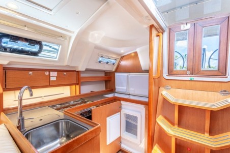 Bavaria Yachtbau Bavaria Cruiser 41 - 2 cab. Patches