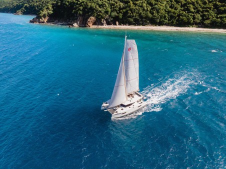 Fountaine Pajot Fountaine Pajot Astrea 42 - 4 + 1 cab. Rendezvous III