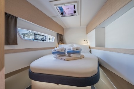 Fountaine Pajot Fountaine Pajot Astrea 42 - 4 + 1 cab. Rendezvous III