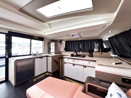 Fountaine Pajot Fountaine Pajot Elba 45 - 4 + 1 cab. Detour