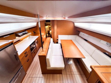 Jeanneau Jeanneau 54 - 3 cab. Paradise Found