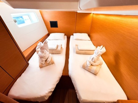 Jeanneau Jeanneau 54 - 3 cab. Paradise Found