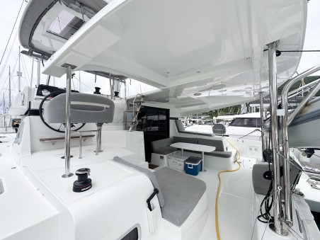 Lagoon-Bénéteau Lagoon 42 - 4 + 1 cab. Island Riff