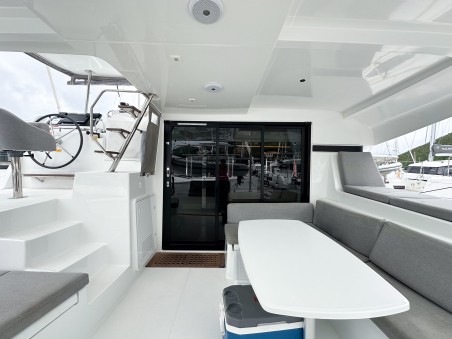 Lagoon-Bénéteau Lagoon 42 - 4 + 1 cab. Island Riff