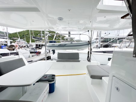 Lagoon-Bénéteau Lagoon 42 - 4 + 1 cab. Island Riff