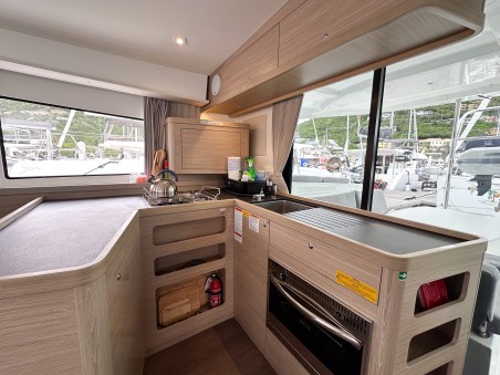 Lagoon-Bénéteau Lagoon 42 - 4 + 1 cab. Island Riff