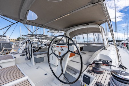 Bénéteau Oceanis 51.1 Sunday Girl