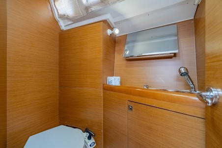 Jeanneau Sun Odyssey 349 - 3 cab. Off The Clock