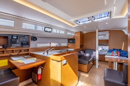 Jeanneau Sun Odyssey 410 - 3 cab. Easy Skanking