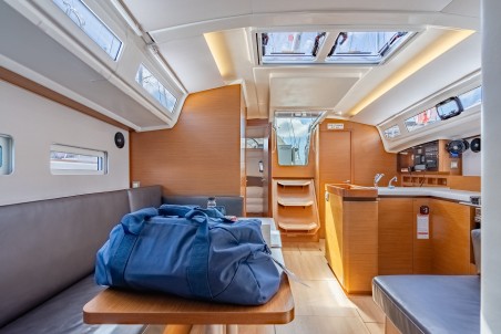 Jeanneau Sun Odyssey 410 - 3 cab. Easy Skanking