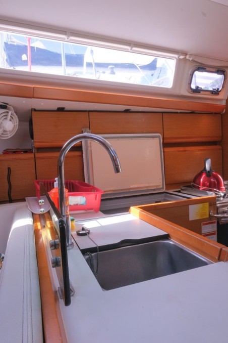 Beneteau Sun Odyssey 419 | Yacht Charter Caribbean | Travelboat