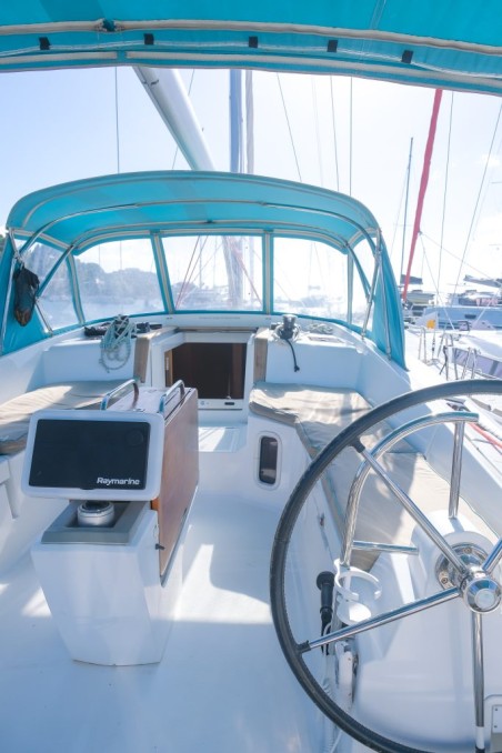 Jeanneau Sun Odyssey 44 DS Sea Wolf
