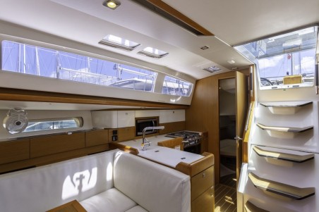 Jeanneau Sun Odyssey 44 DS Sea Wolf