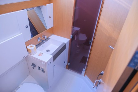 Jeanneau Sun Odyssey 44 DS Sea Wolf