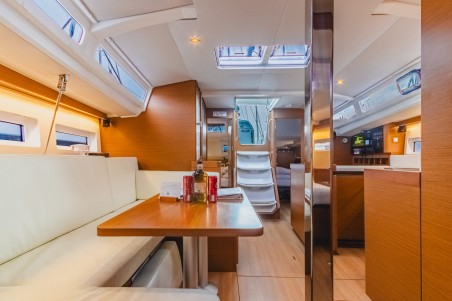 Jeanneau Sun Odyssey 440 - 3 cab. Rhythm & Blues