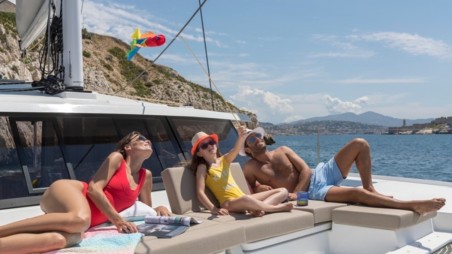 Fountaine Pajot Fountaine Pajot Astrea 42 - 4 + 2 cab. Satellite