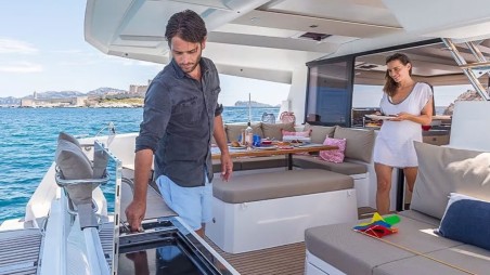 Fountaine Pajot Fountaine Pajot Astrea 42 - 4 + 2 cab. Satellite